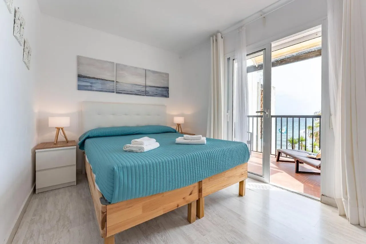 Dona Lola Micaela Beach Front Duplex Apartment With Open Sea And Beach Views Located Between Marbella And Fuengirola - Costa Del Sol - Cs148 ミハス