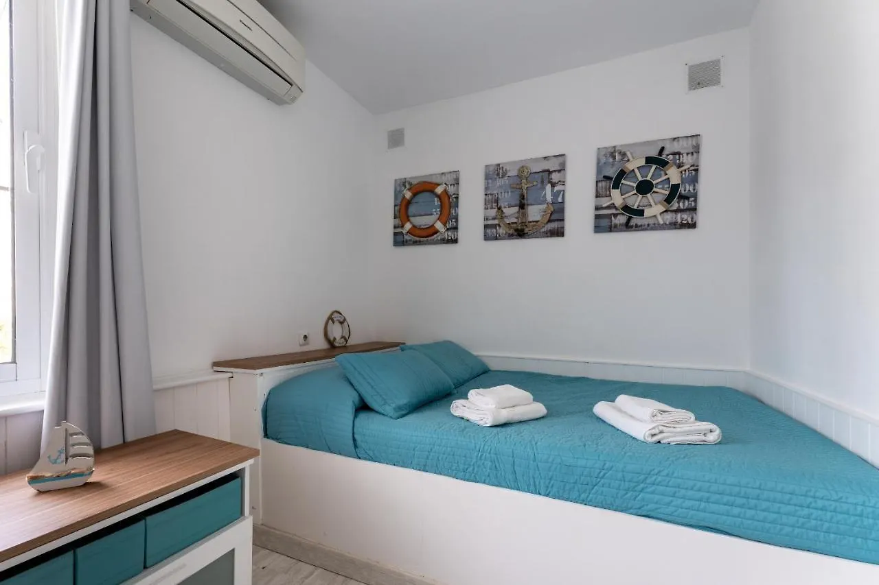 Dona Lola Micaela: Beachfront Duplex with Costa del Sol Views Mijas Apartment